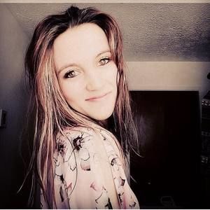 Meet your Posher, Camille